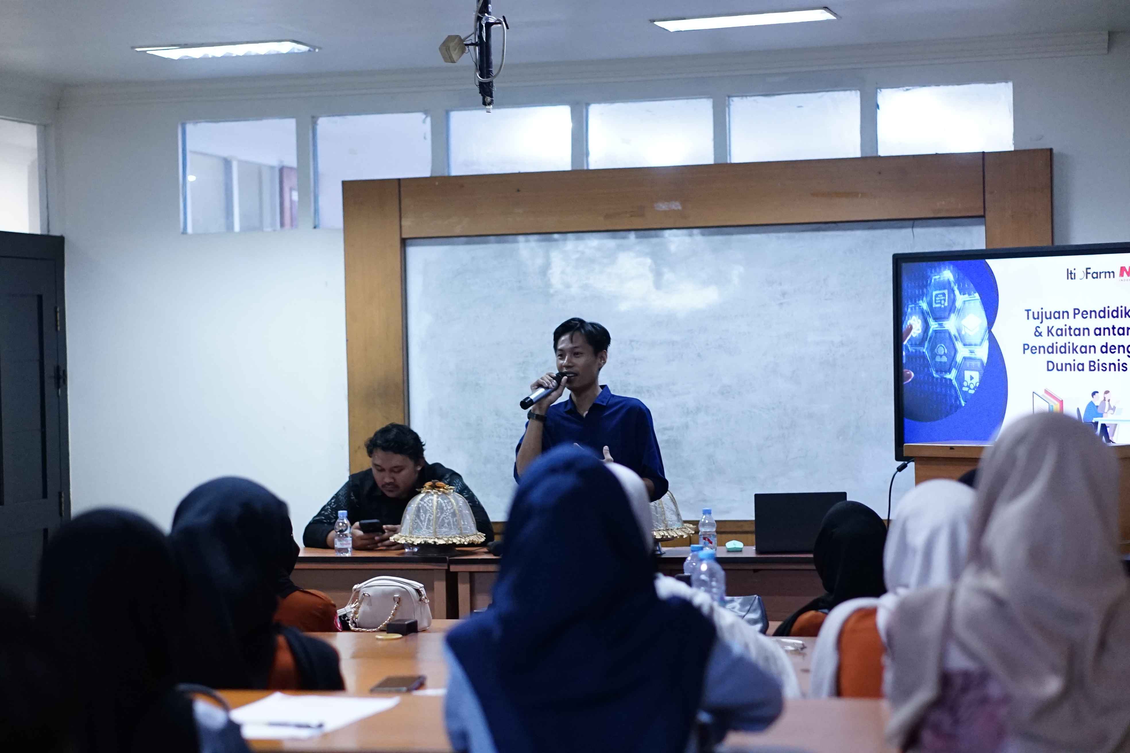 Alumnus-Nobel-Indonesia-Ini-Tekankan-Problem-Solving-Serta-Inovasi-Kunci-Hadapi-Kebutuhan-Pasar