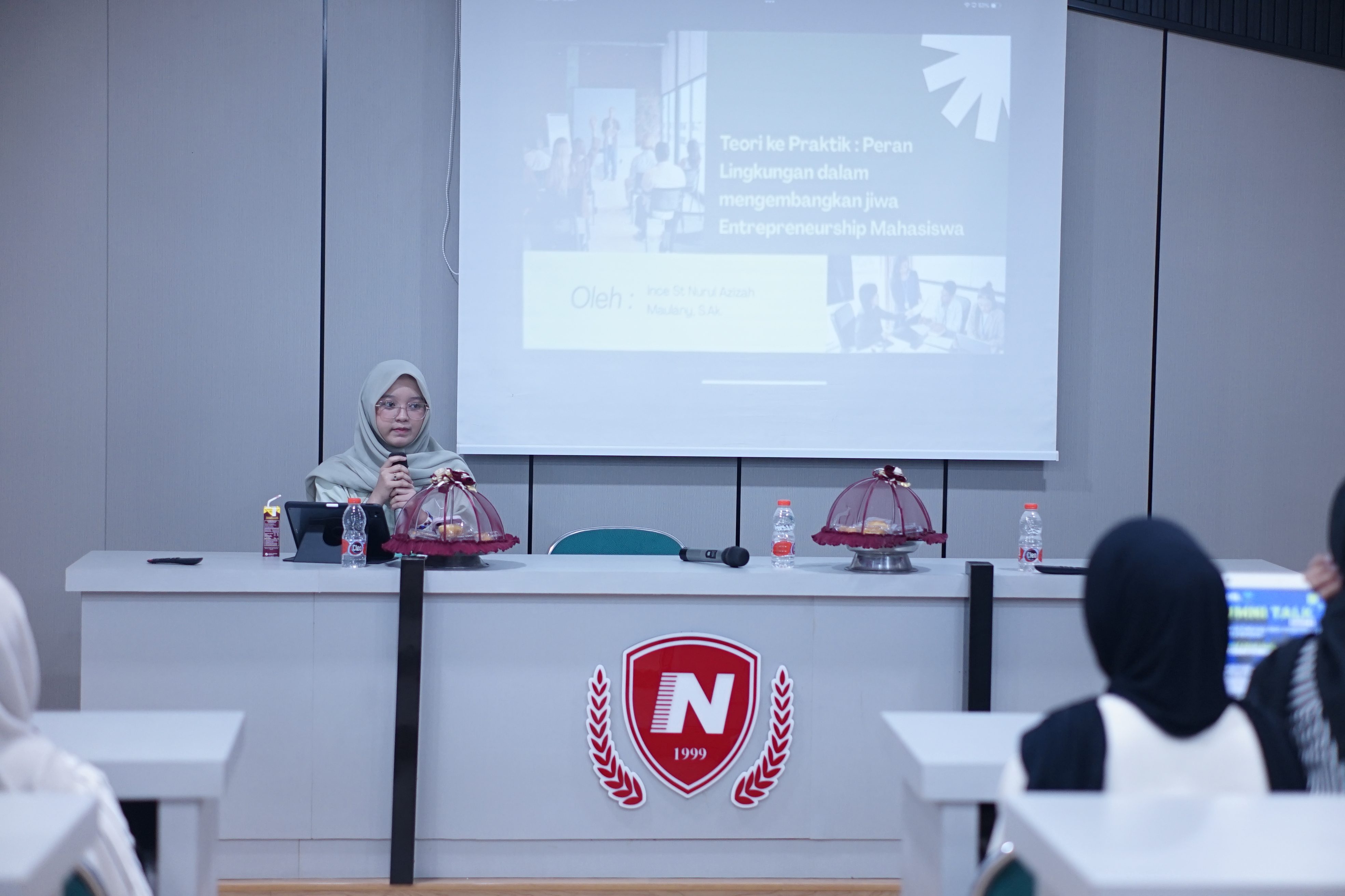 Alumnus Akuntansi ITB Nobel Indonesia Ajak Mahasiswa Tak Takut Memulai Bisnis